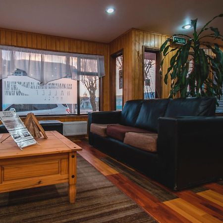 Hotel Hallef Puerto Natales Esterno foto